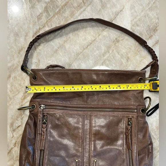 The Sak Brown Leather Shoulder Bag EUC | Classic Everyday Purse - Picture 9 of 10